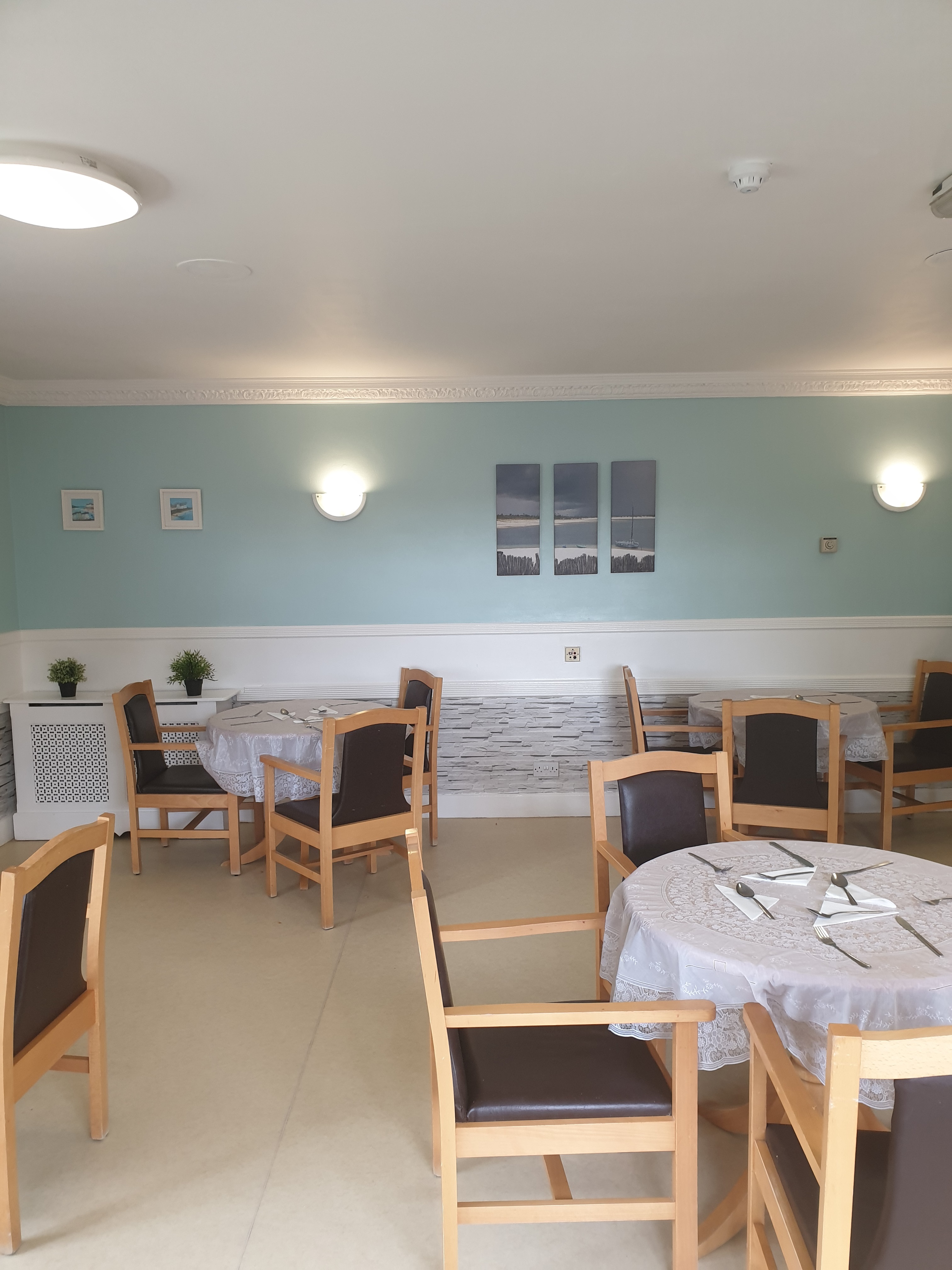 Dining Room May 19: Key Healthcare is dedicated to caring for elderly residents in safe. We have multiple dementia care homes including our care home middlesbrough, our care home St. Helen and care home saltburn. We excel in monitoring and improving care levels.